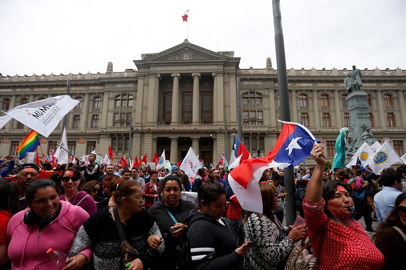 Super lunes en Chile