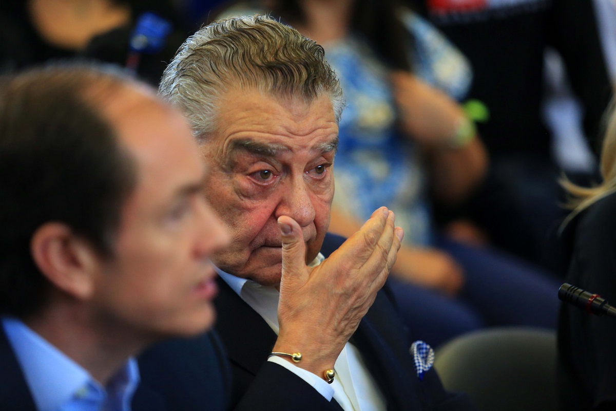 rostro de don francisco por teletón