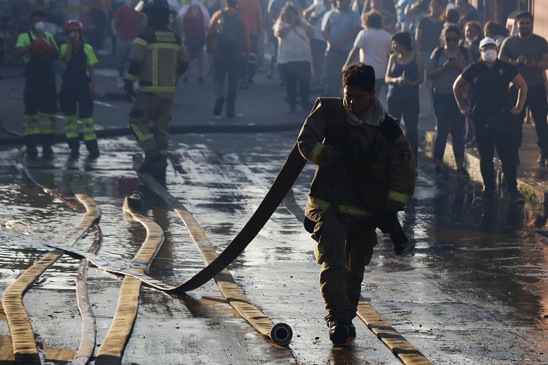 Incendios forestales en región de Valparaíso: hay 8 focos activos y se han consumido 4.700 hectáreas