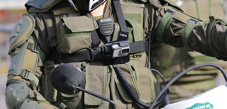 Video muestra cómo dos carabineros golpean a joven en La Florida: están en prisión preventiva