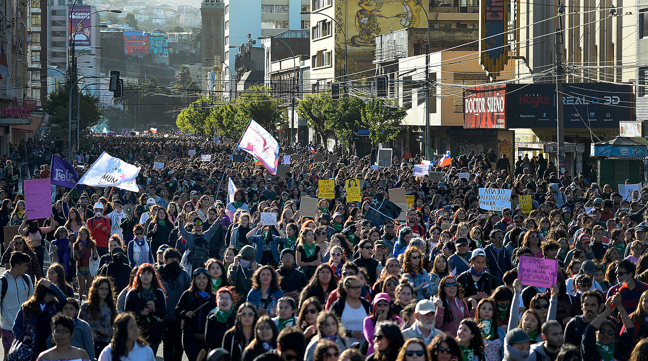 Contra la Violencia hacia las Mujeres: las imágenes que dejaron las marchas en diferentes ciudades