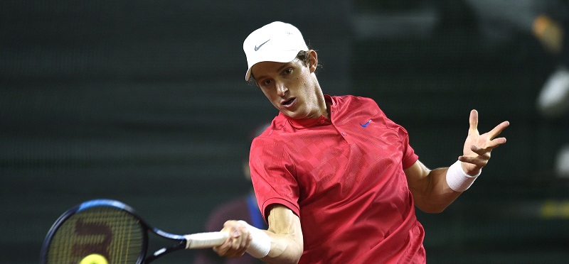 Mal arranque en Copa Davis: Jarry cayó ante Pella en el primer cruce de la serie Chile-Argentina