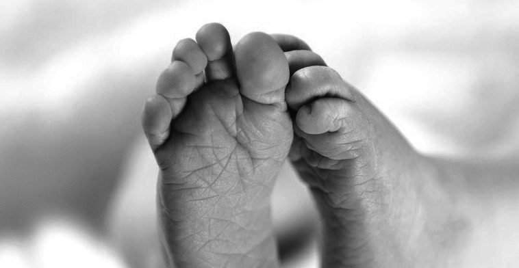 Hombre reconoció haber matado a su hija de 4 meses con un machete: 