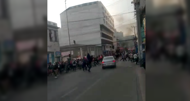 Conductor atropelló a manifestantes en centro de Antofagasta: Carabineros negó que fuera funcionario