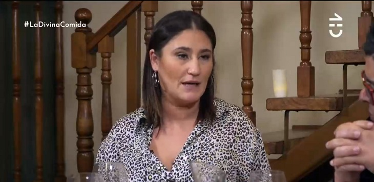 Belén Mora reveló tragicómica experiencia en 'La Divina Comida': se hizo 'pipí' sobre el escenario