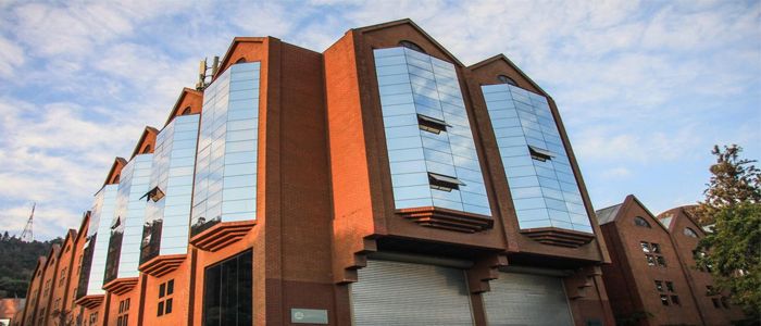 Tras salida de Enrique Mujica: nuevas renuncias complican al Departamento de Prensa de Canal 13