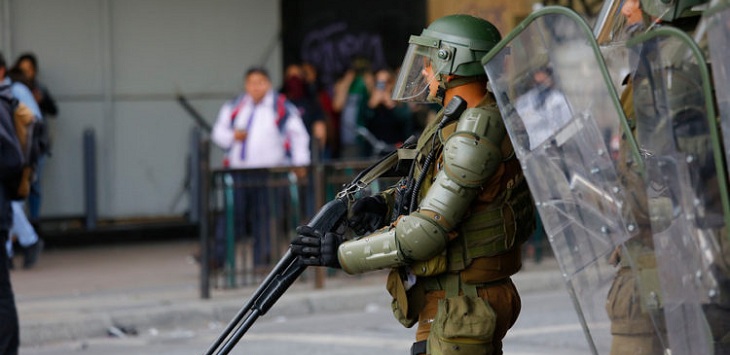 Corte de Antofagasta prohíbe uso de balines y limita uso de gases lacrimógenos en marchas pacíficas