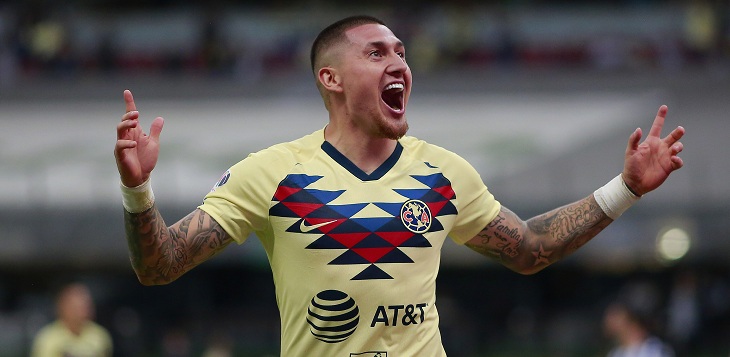 Nicolás Castillo barrió con periodista mexicano que lo criticó por sus lesiones: 