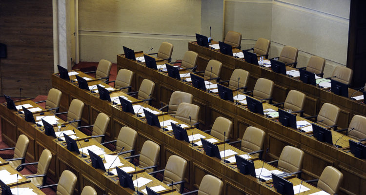 Congreso suspende todas sus actividades para este martes: esta es la razón