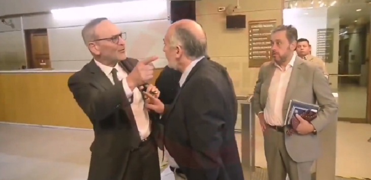 René Saffirio increpó duramente a Iván Flores por suspender sesión del Congreso: él explicó motivos