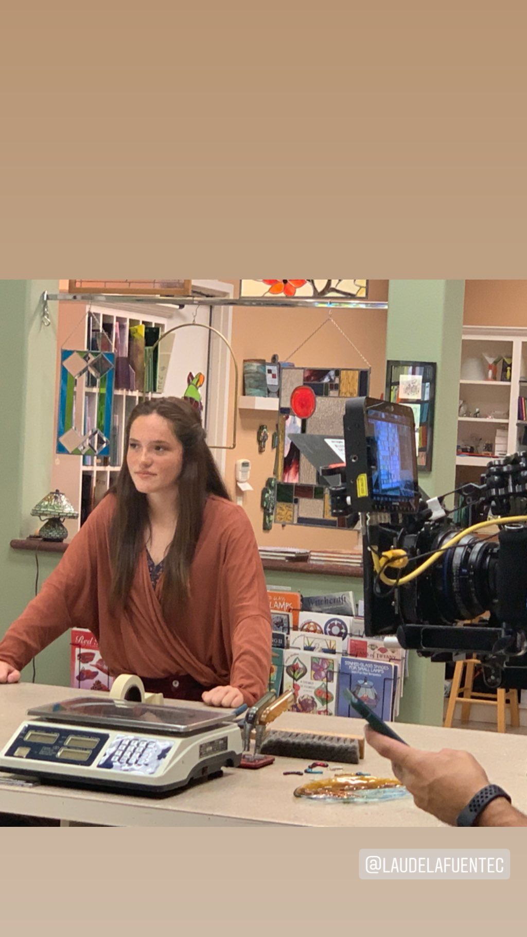 Angélica Castro y Cristian de la Fuente comparten debut e su hija Laura como actriz de cine