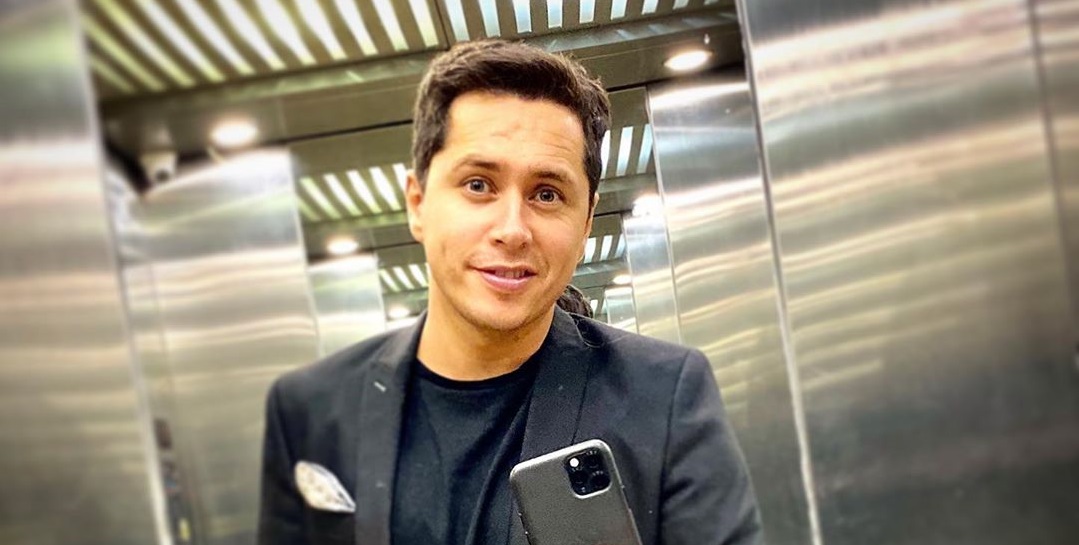 Karol Lucero desmiente grosero texto que habría enviado a seguidor que lo llamó 