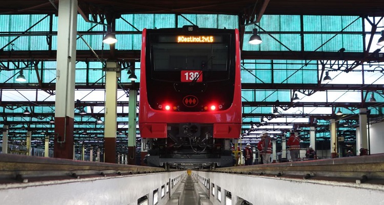 Metro de Santiago reabrirá cuatro estaciones de la Línea 2 este lunes