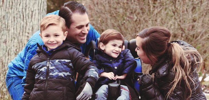 Le dijeron que su hijo no viviría más de un año por rara enfermedad: él desafió todo pronóstico