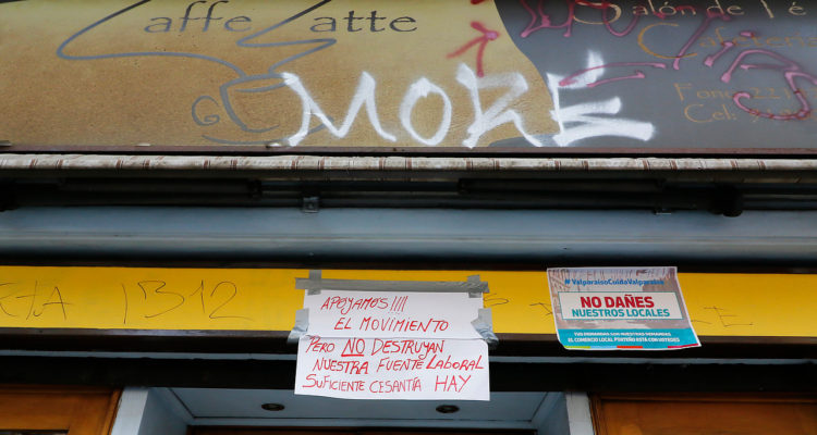 Gremios y expertos estiman entre 80 mil y 300 mil los empleos perdidos por estallido social en 2019