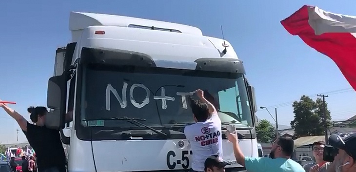 Largos tacos y 'el que pinta, pasa': los registros que marcan nueva protesta No+TAG en autopistas