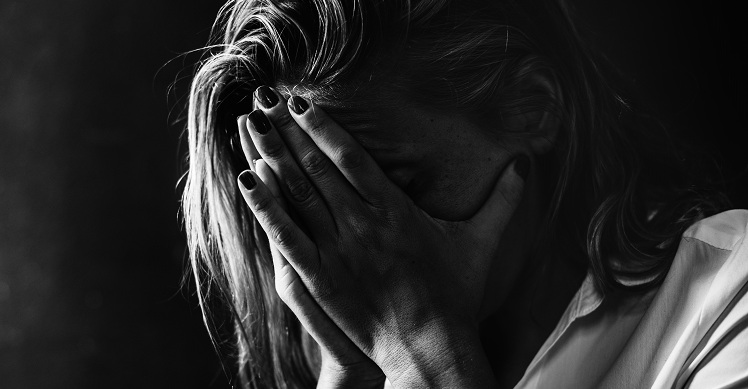 Mujer queda con su rostro destrozado por golpiza en Puerto Montt: acusado está en prisión preventiva