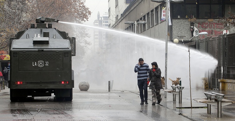 Labocar desmintió informe que arrojó presencia de soda cáustica y gas pimienta en carro lanza aguas