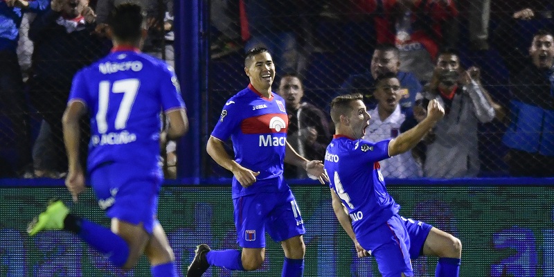 ¿Walter Montillo dispuesto a volver a vestirse de azul? 