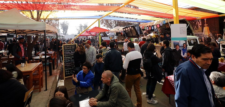 Patadas e insultos: denuncian ataque homofóbico de trabajadores en restaurante de barrio Franklin