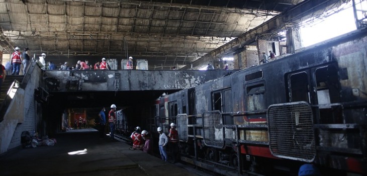 A 2 meses del estallido social: identifican a 14 nuevos involucrados en destrozos y ataques al Metro