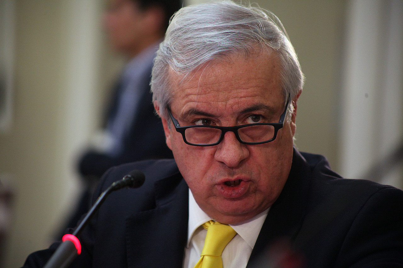 Mañalich sobre informe de carro lanza aguas recibido por Minsal: 