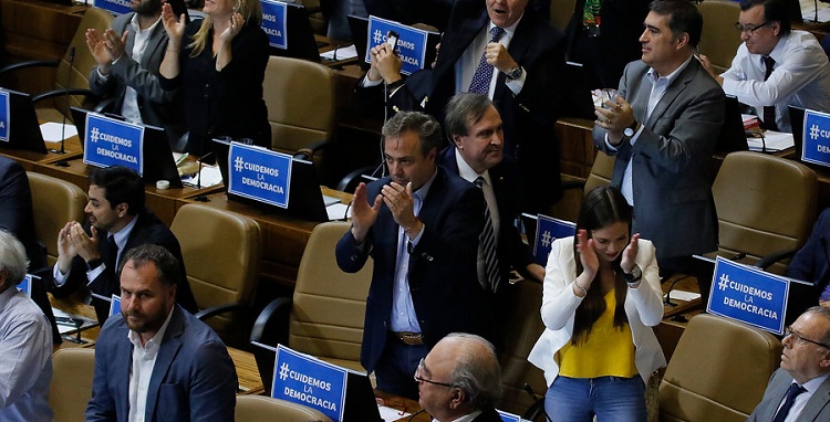 Cámara de Diputados aprueba cuestión previa y se frena acusación constitucional contra Piñera