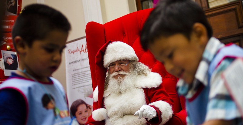 ¿No se le enviaban a él? La historia tras el origen de las cartas al 'Viejito Pascuero'