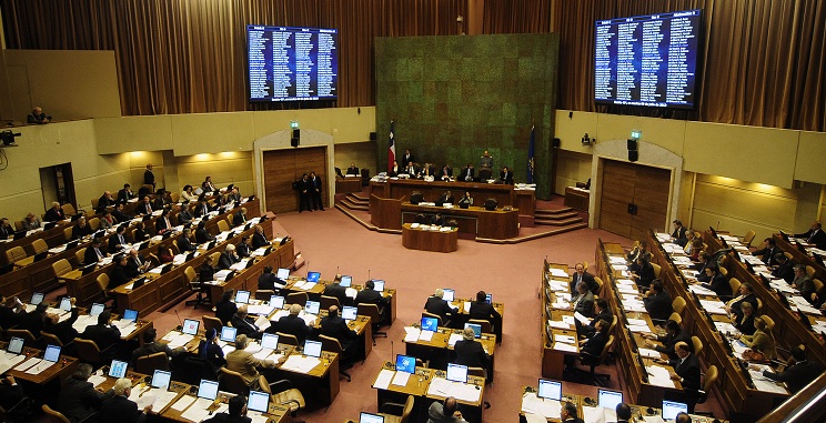 Bono Ayuda familiar: Cámara de Diputados aprobó y despachó al Senado proyecto de Sebastián Piñera