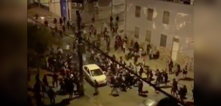 Investigan caso de carabinero de civil que habría intentado atropellar a manifestantes en Antofagasta