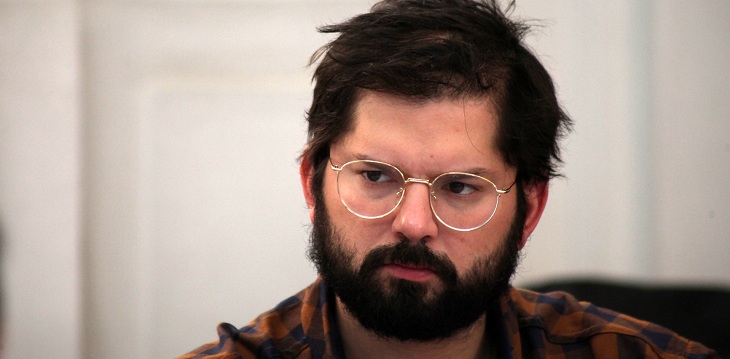 Gabriel Boric permitió ingreso irregular de mujeres al Congreso: podría ser sancionado