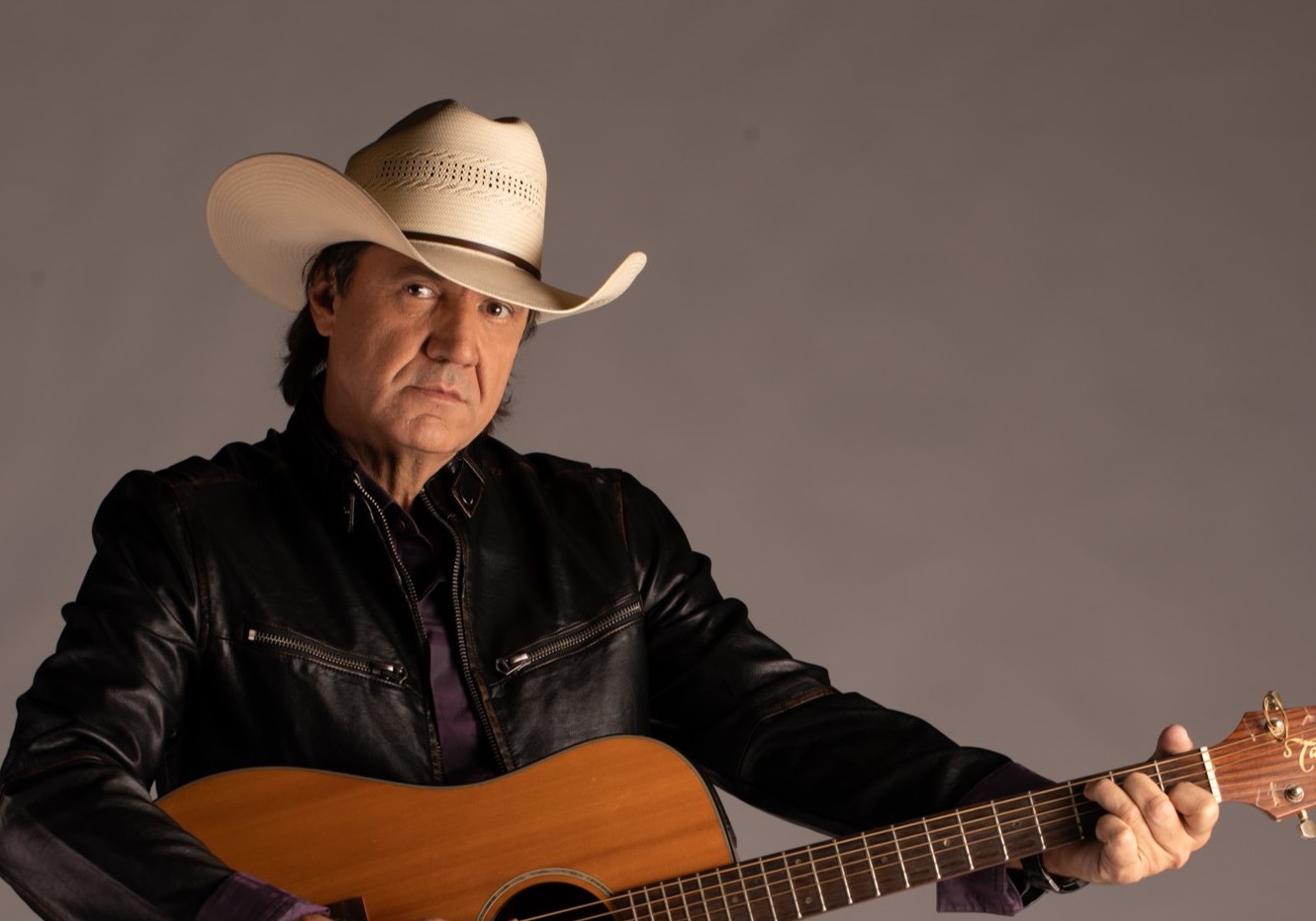 Cantante brasileño muere tras sufrir un infarto en concierto: fue nominado a Grammy Latino en 2004