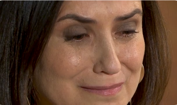 Eliana llorando