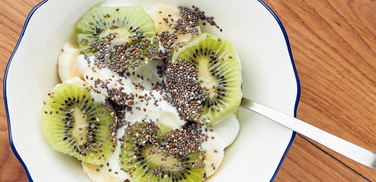 Las diferencias entre las semillas de chía y linaza: ambas prometen ayudar a bajar las grasas