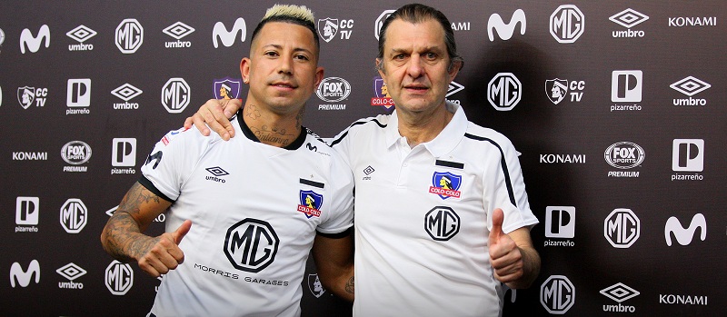¿Muy rebuscado? El curioso nexo que Colo Colo utilizó para presentar a Leo Valencia como refuerzo
