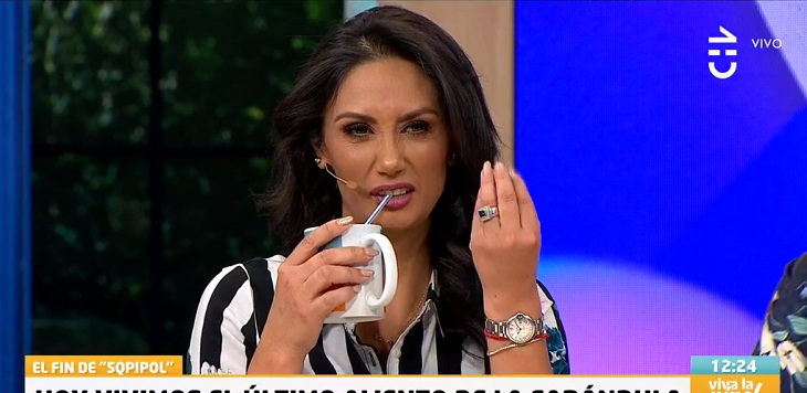 Pamela Díaz reveló que trabajó tres meses 