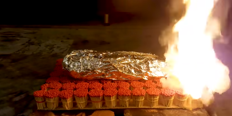 Genial y sabroso: experimento que buscó cocinar un pescado con cientos de fósforos es viral