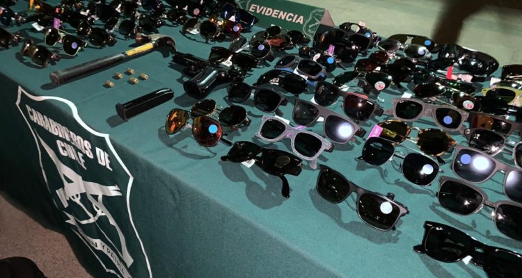 Seis detenidos dejó robo a tienda de anteojos en mall de Quilicura: uno de ellos tiene 11 años