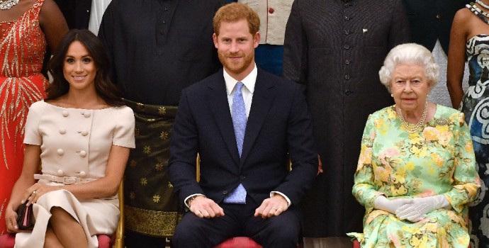Reina Isabel II anunció que acepta renuncia de Harry y Meghan y estableció 