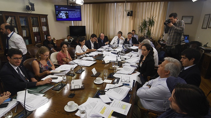 Comisión de Trabajo despachó Reforma de Pensiones: no incluyó alza del 6% en cotización individual