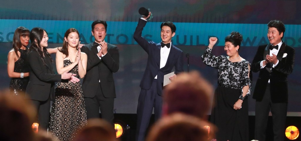 Parasite sigue posicionándose como la favorita: la lista completa de los ganadores de los SAG Awards