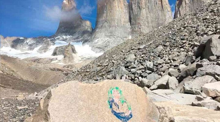 Guardaparques encuentran a turista italiano borrando otro dibujo en las Torres del Paine