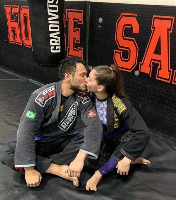 iván cabrera y su nueva polola