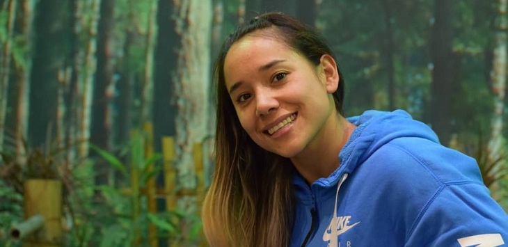 Gimnasta Makarena Pinto creó negocio tras perder beca Proddar: vende helados de máquina en su casa