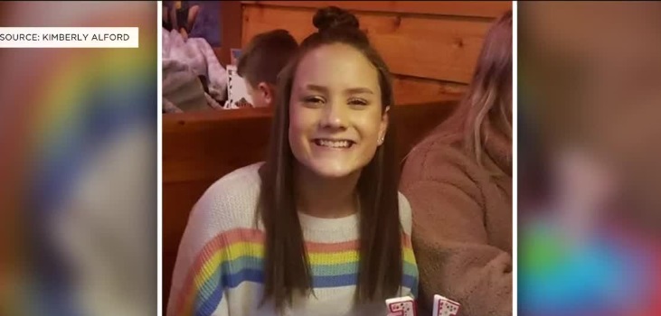 EEUU: escuela cristiana expulsa a alumna por diseño de la torta con la que celebró su cumpleaños