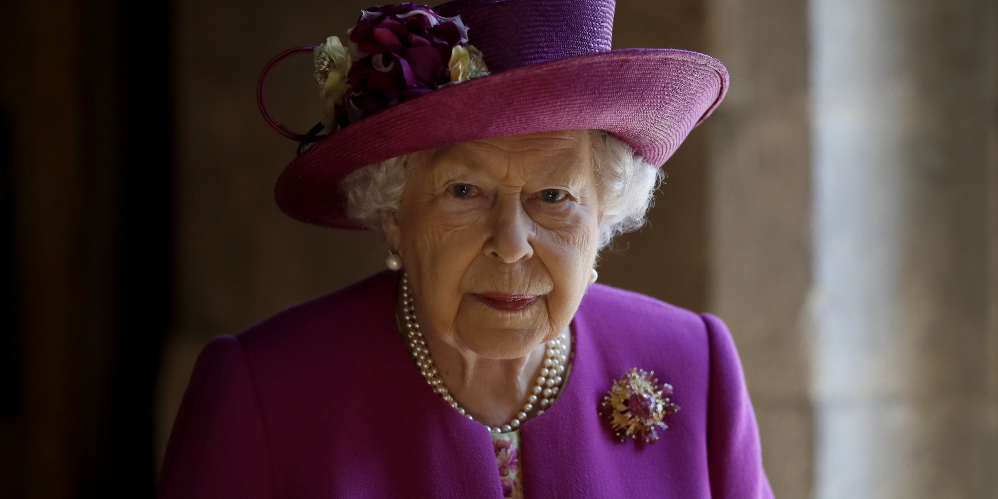 La reina Isabel II celebra sus 94 años en confinamiento y junto al príncipe Felipe