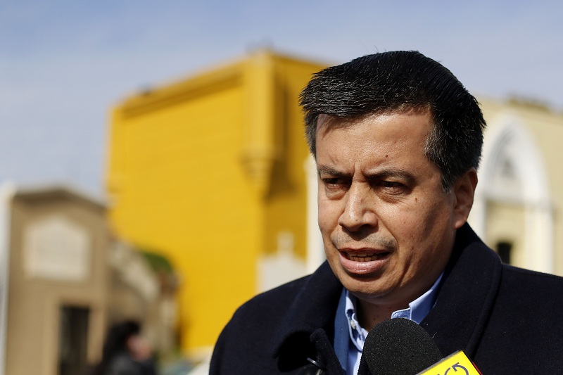 Diputado Celis duro con el Festival: 