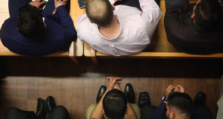 Video de manifestante agredido contradice versión de Carabineros sobre golpiza en Plaza Ñuñoa