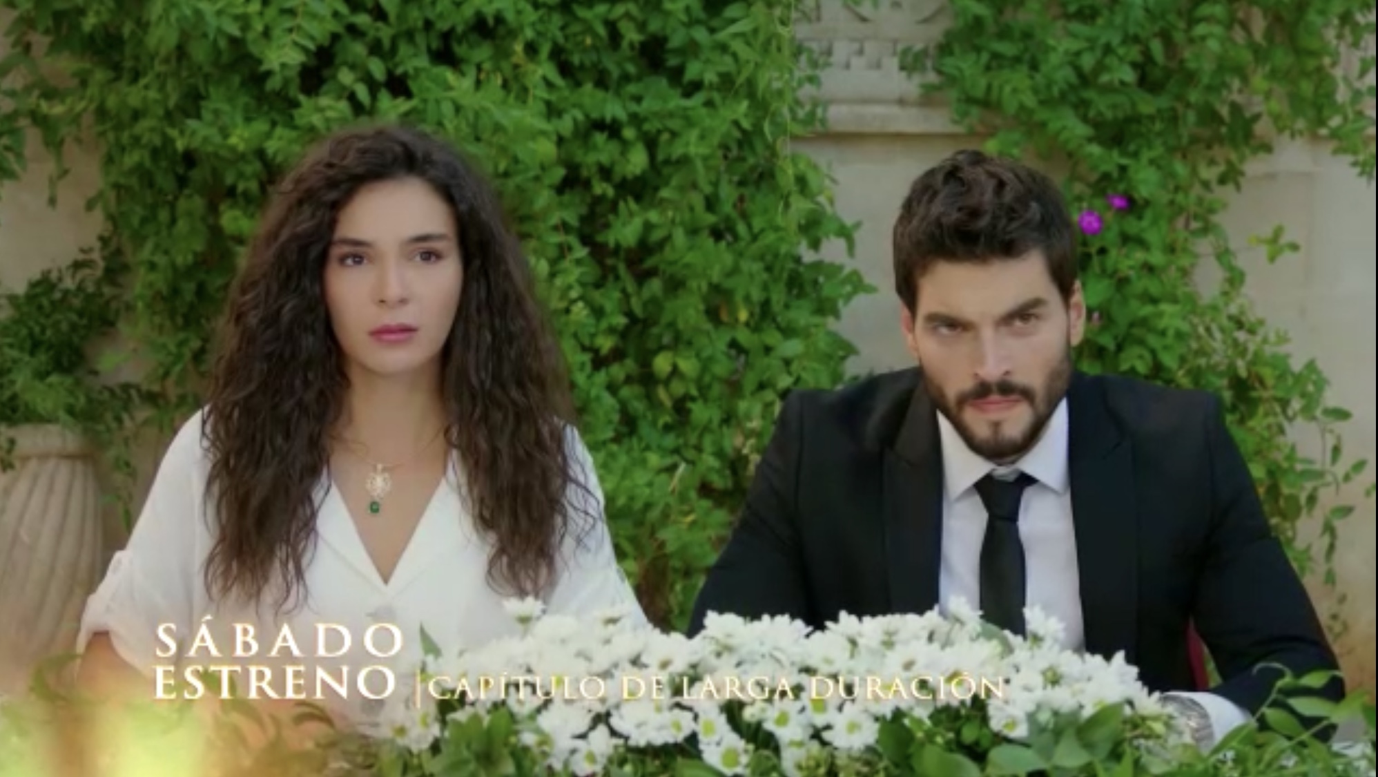 'Hercai' tendrá capítulo de larga duración este sábado: competirá con estrenos de Canal 13 y CHV