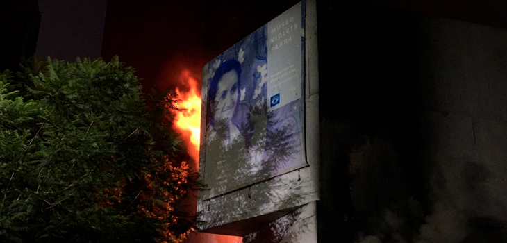 Registros muestran incendio que afectó Museo Violeta Parra en Santiago